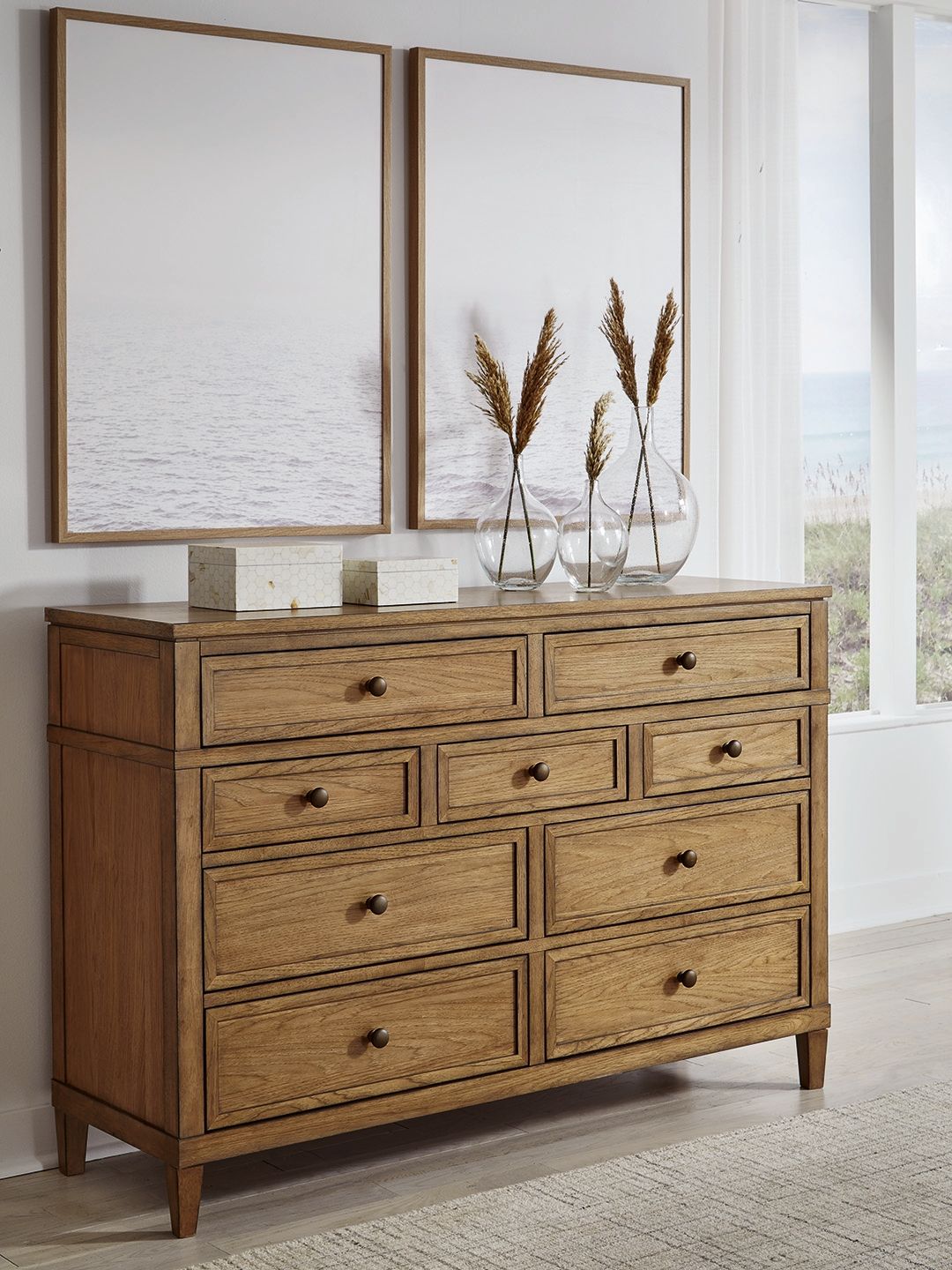 Sharlance - Commode