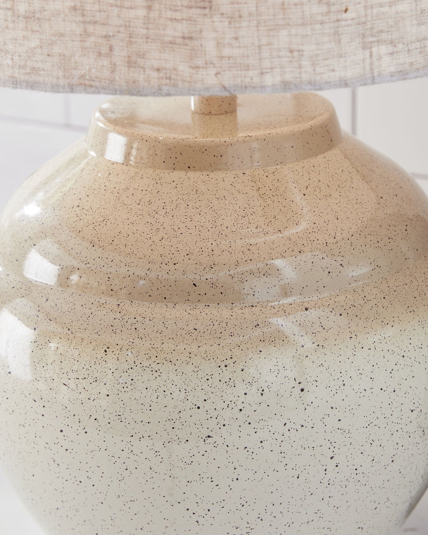 Waldish - Crème / Beige - Lampe de table en métal