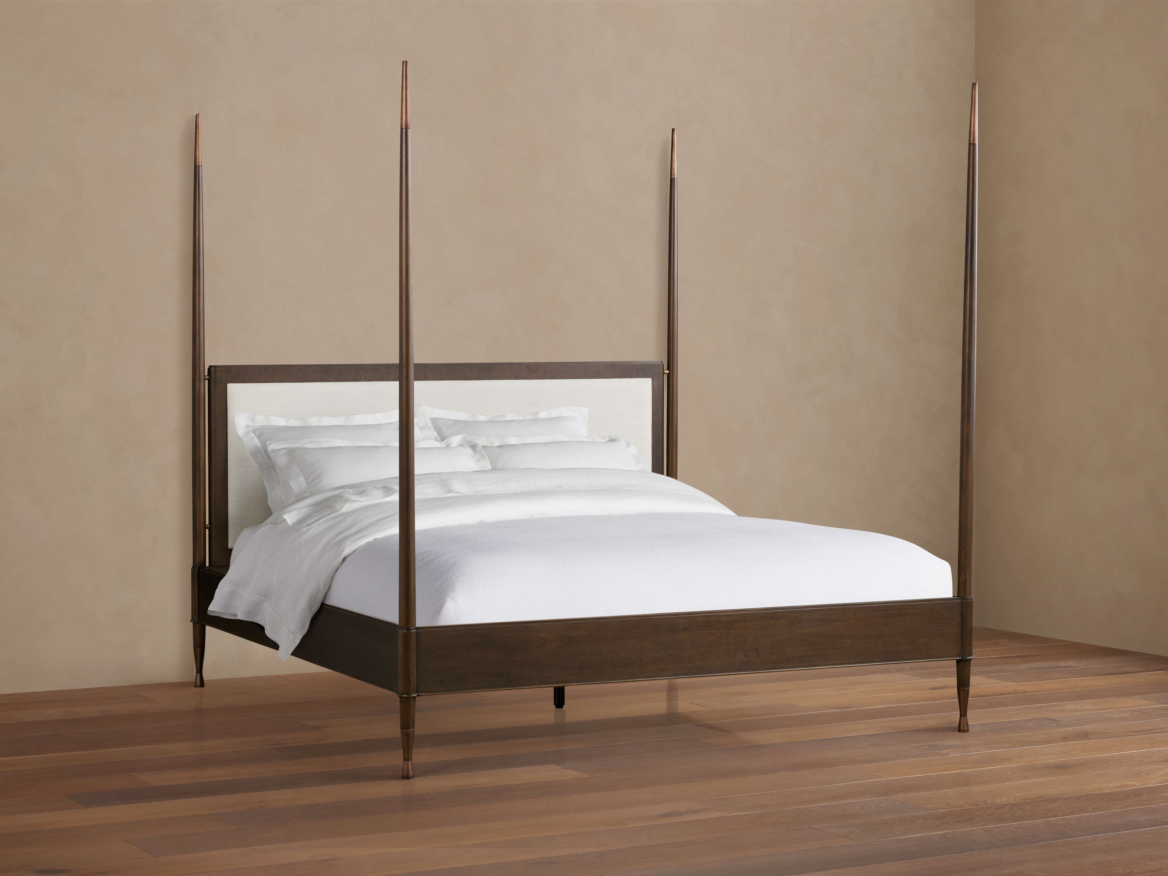 Laurent Bed