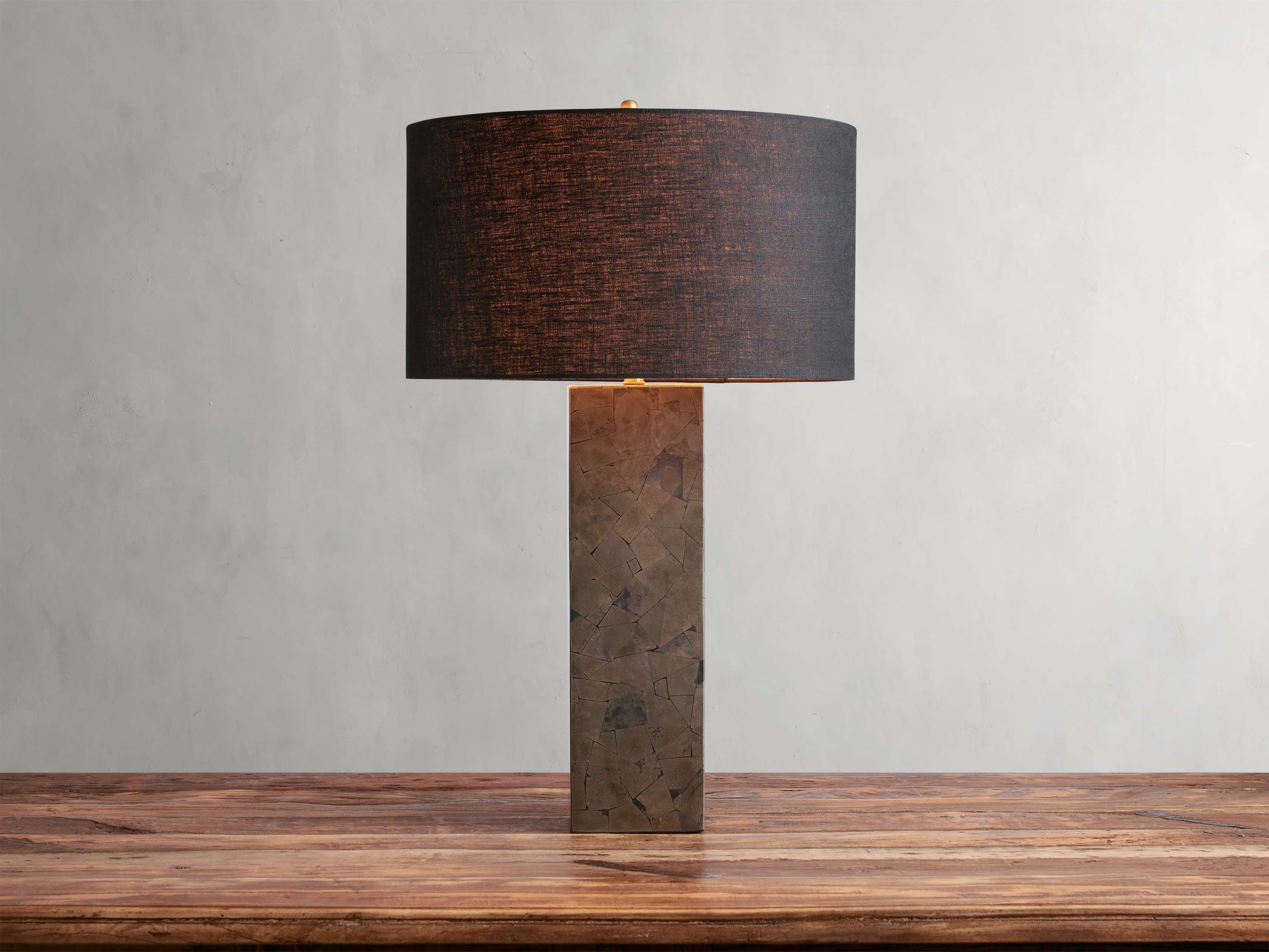 Lampe de table en pyrite