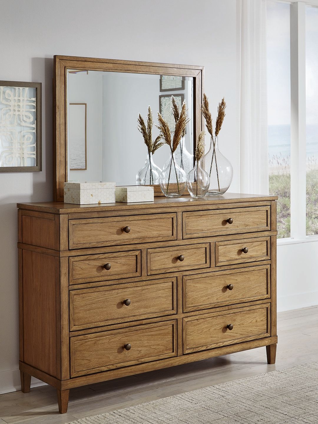 Sharlance - Commode