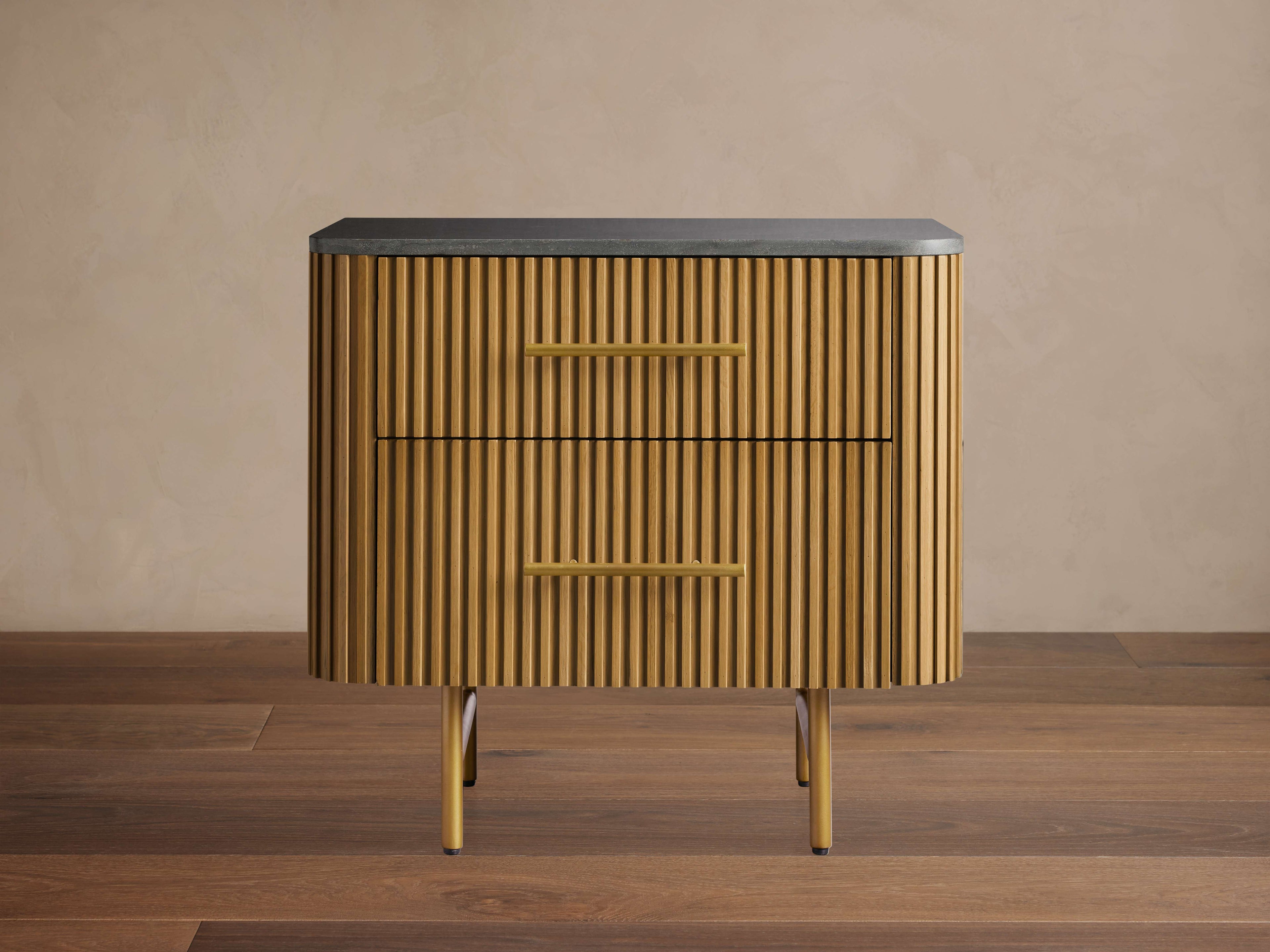 Table de chevet fermée Finnley