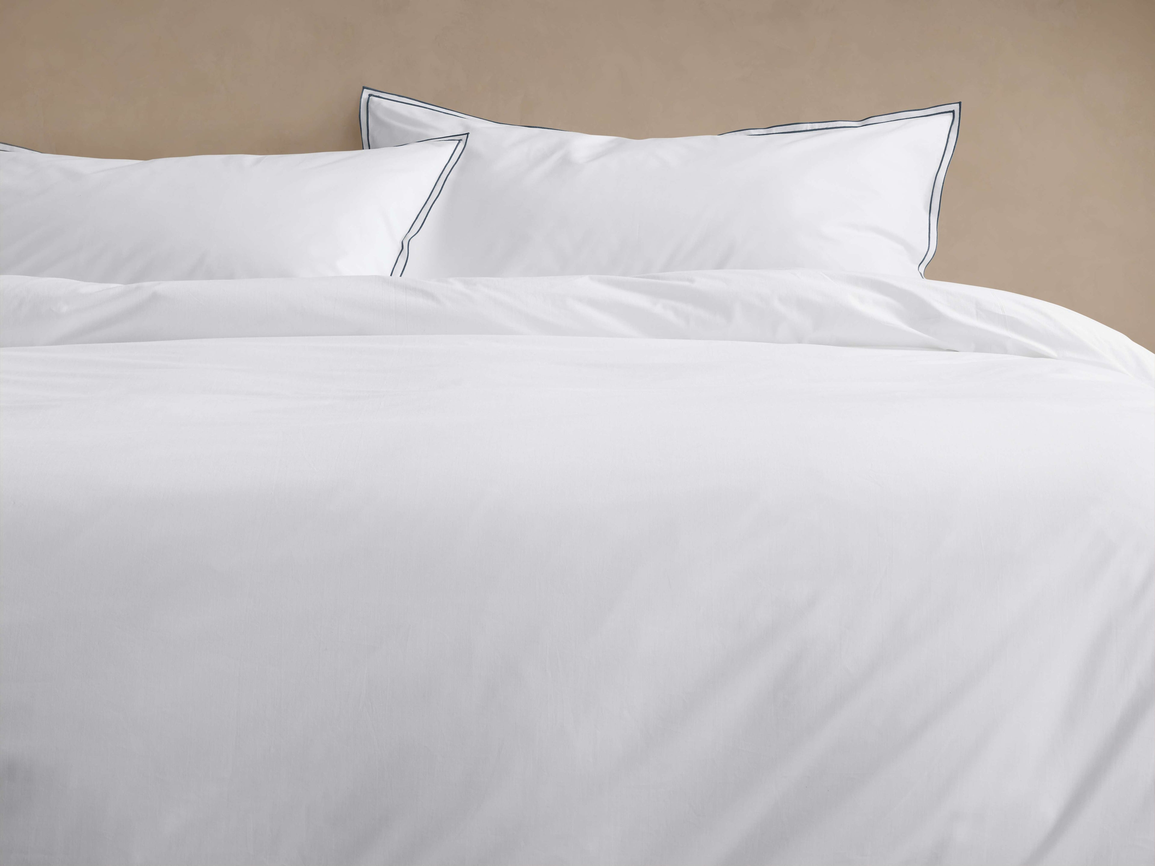 Parure de couette en percale brodée italienne