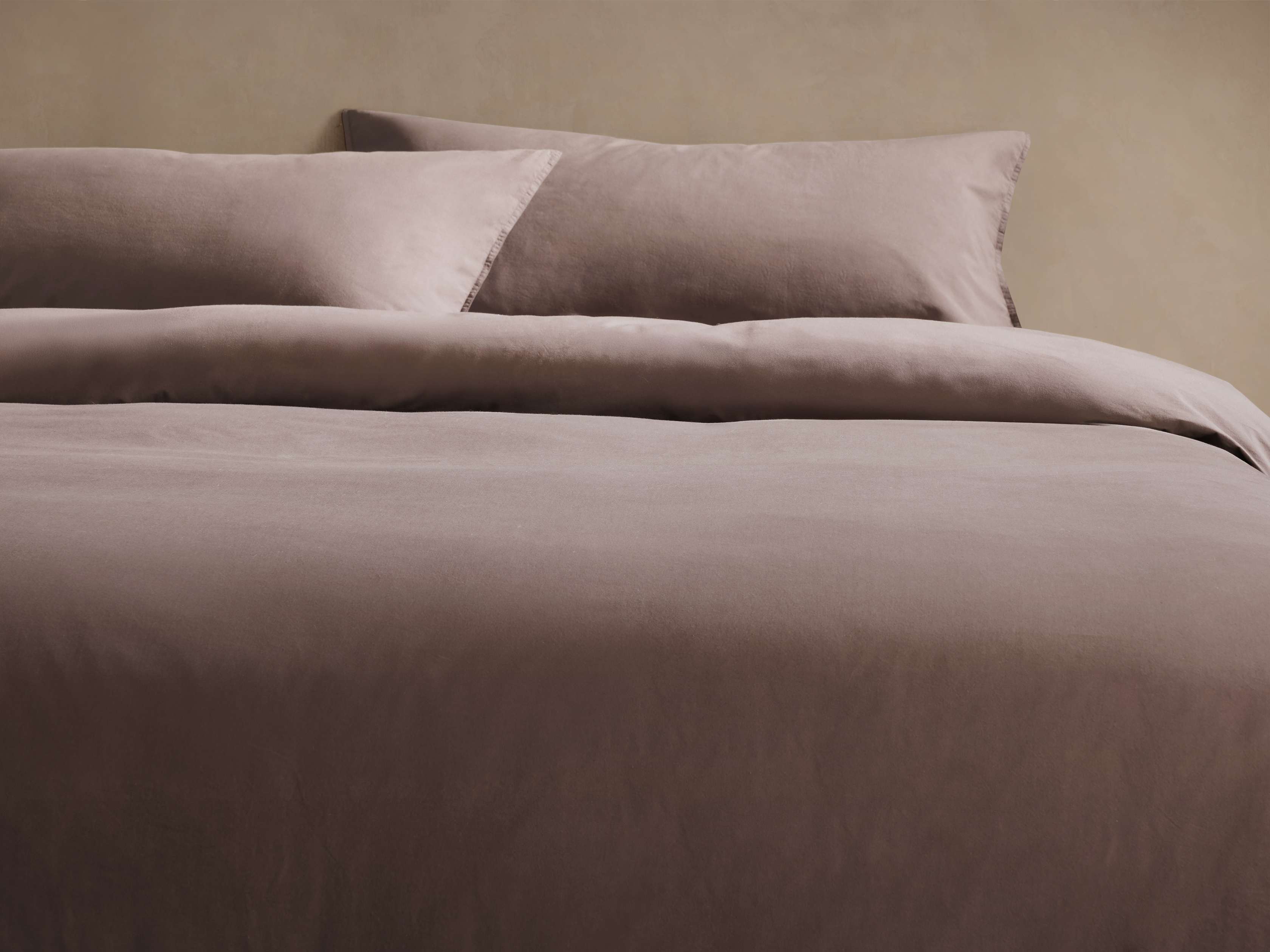 Parure de couette en satin italien teint en pièce