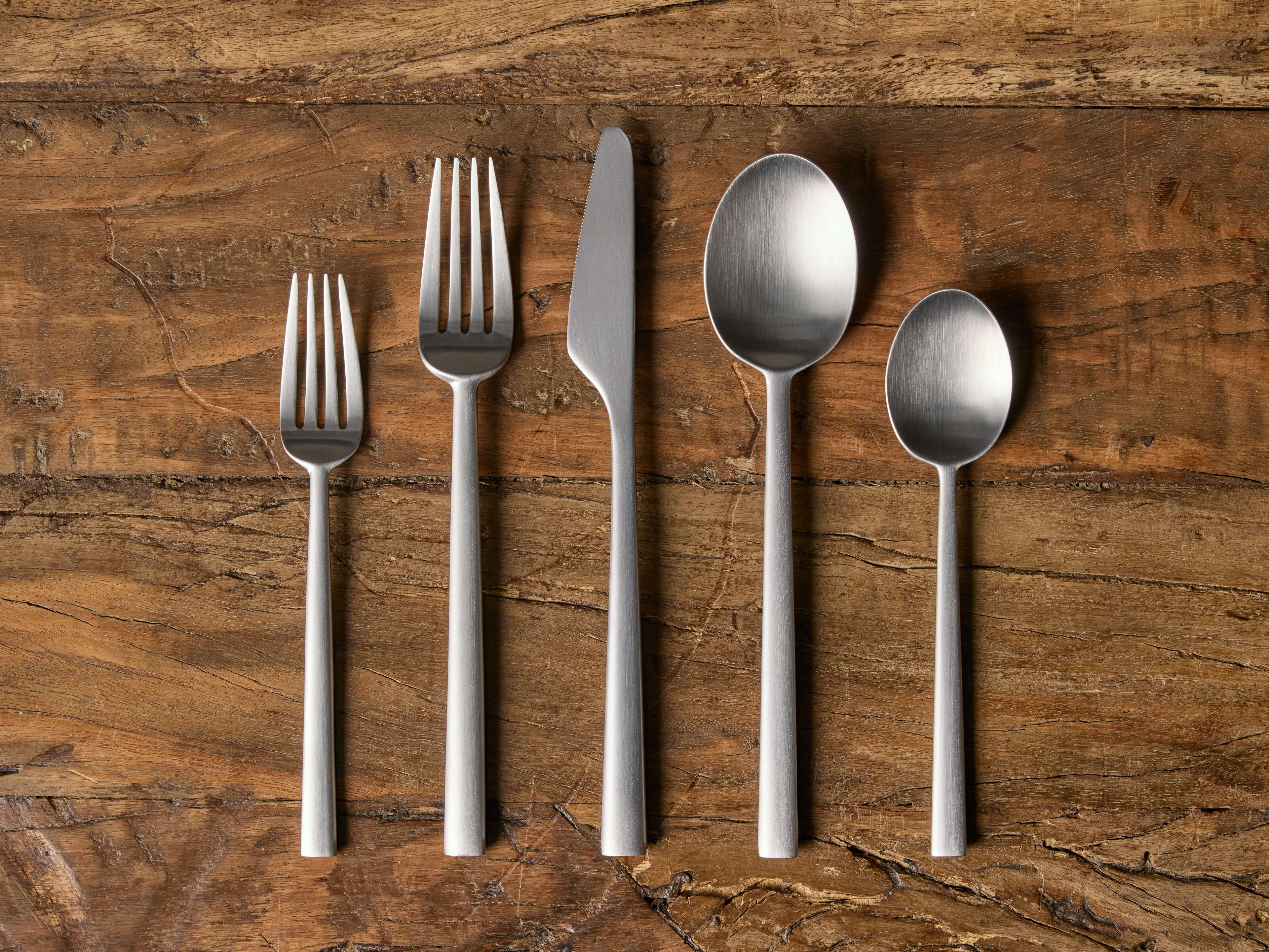 Service de table cinq pièces Holmes