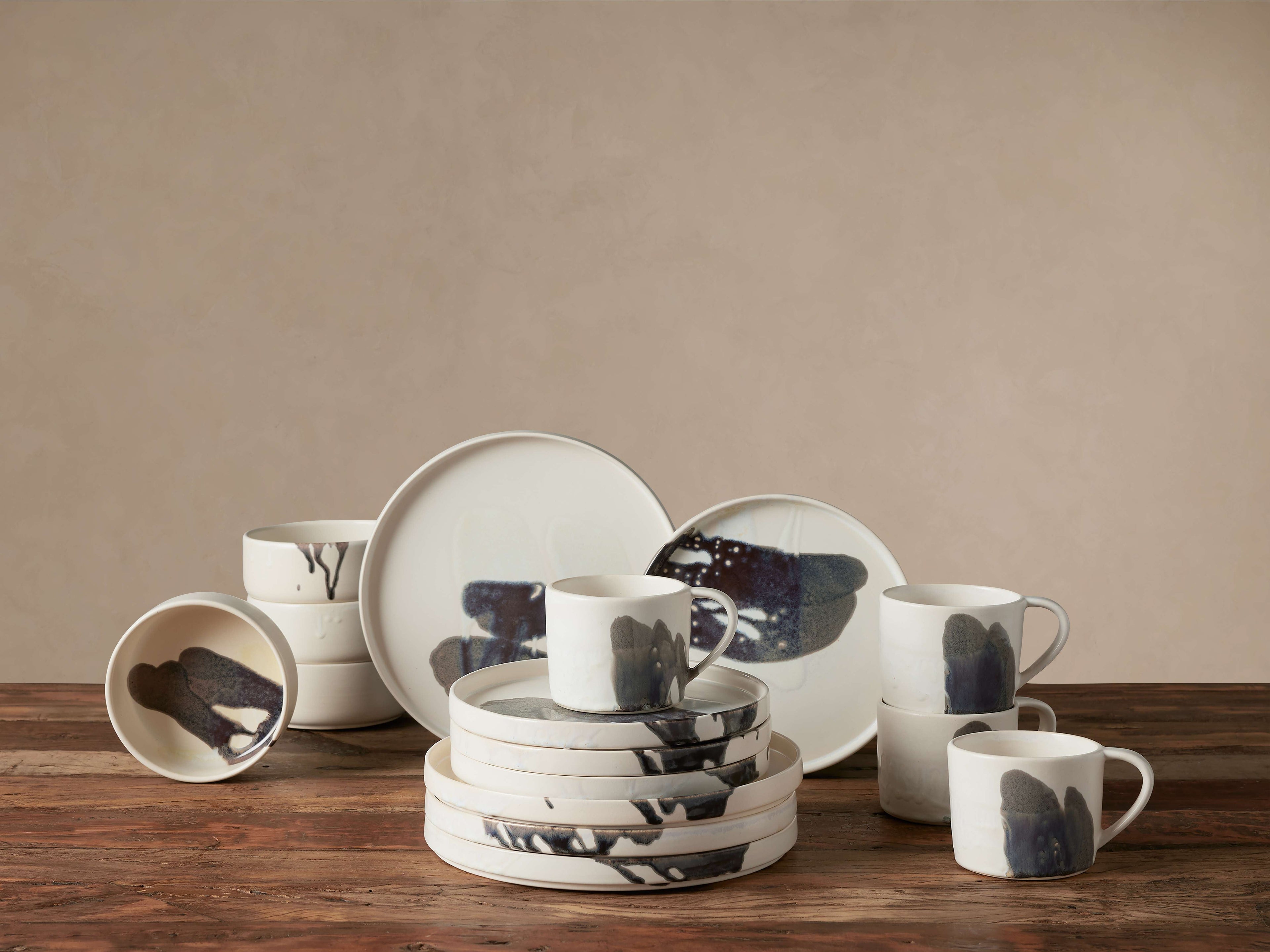 Service de table Naka avec bols à céréales (lot de 16)