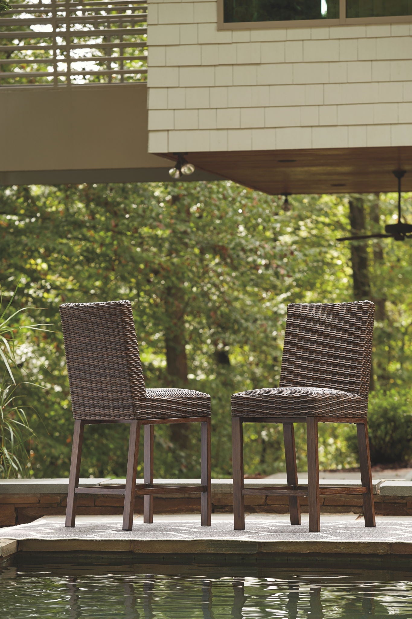 Paradise Trail - Ensemble de table et foyer d'extérieur